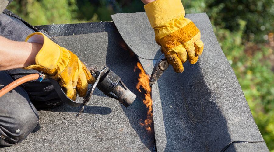 Expert Emergency Roof Repairs services in Limaville, OH